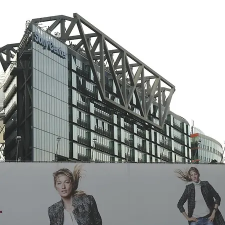 Central Apartments アパート