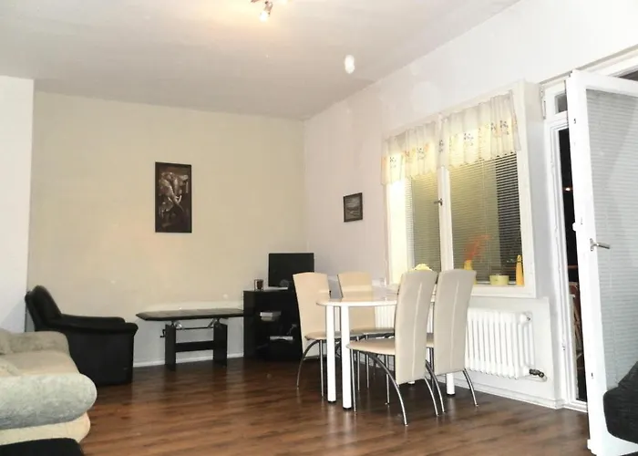 Central Apartments Daire Berlin