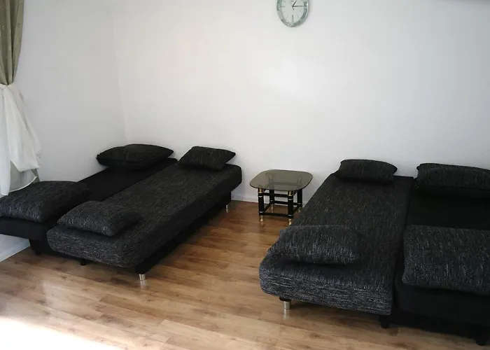 Central Apartments Daire Berlin